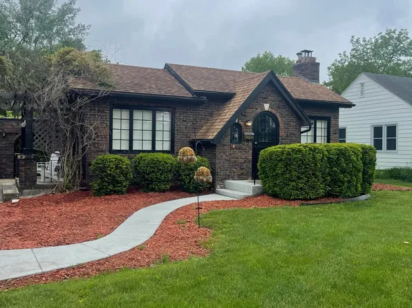 426 Grandview Ave, Ottumwa, IA 52501