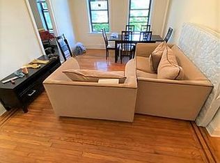 24-24 42nd St #4A, Astoria, NY 11103