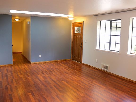 4th image of 4303 174th Pl NW