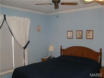 5th image of 7410 Foxtrail Dr