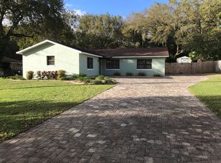 1835 Spring Lake Rd, Fruitland Park, FL 34731