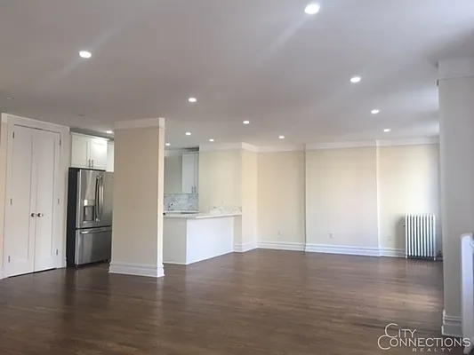 Rented by City Connections Realty | media 11