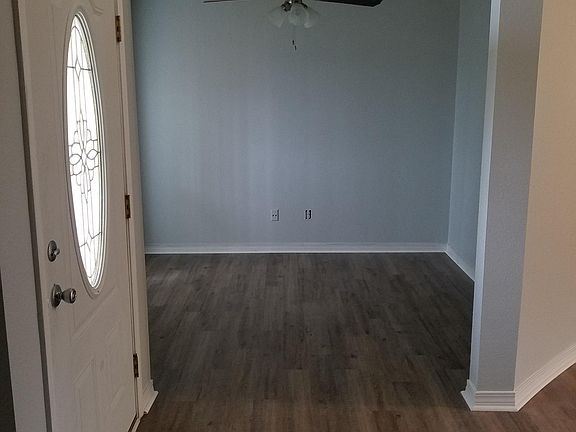 4th image of 6228 Suntan Cir