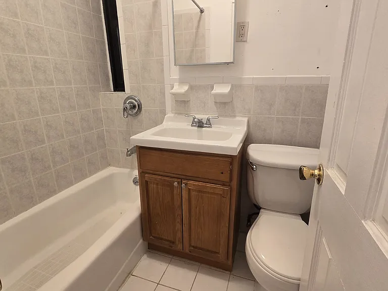 166 W 83rd St #3C — Photo 3