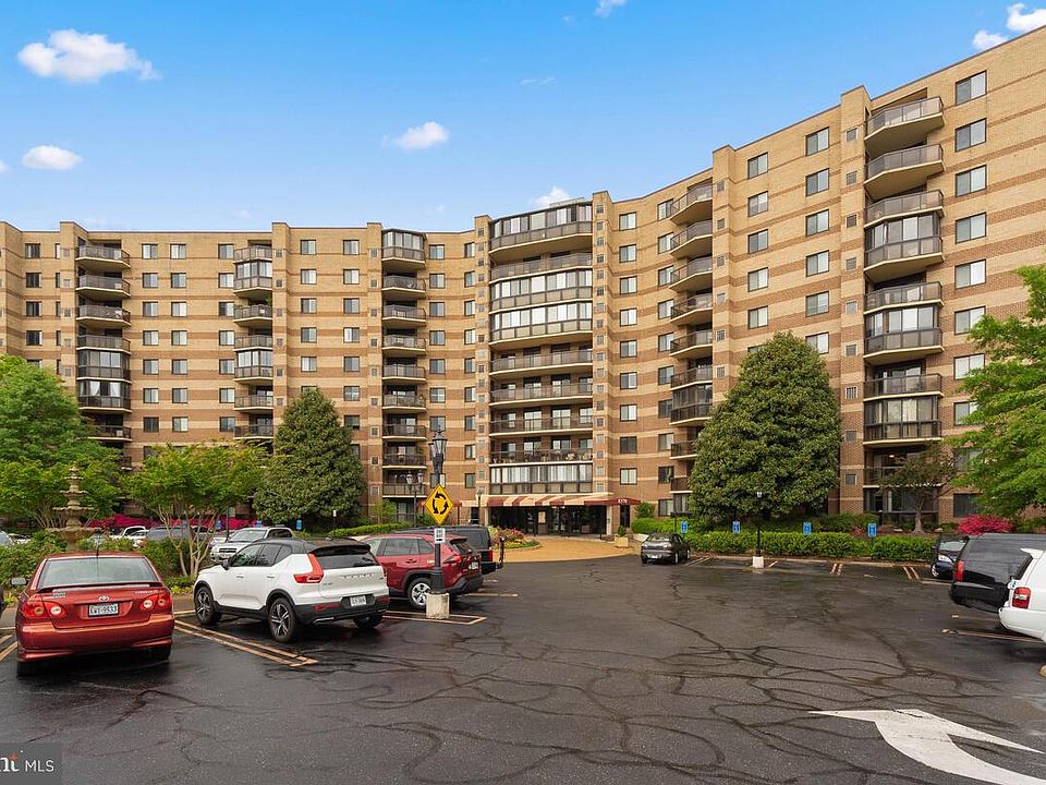 1st image of 8370 Greensboro Dr APT 305