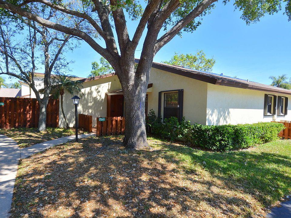 1st image of 7940 SE Villa Circle #2704