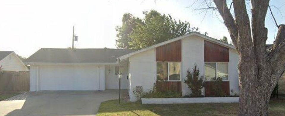 1st image of 3708 N Grant Ave