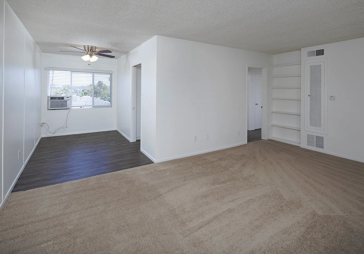 Emerald Manor Apartments — Photo 3