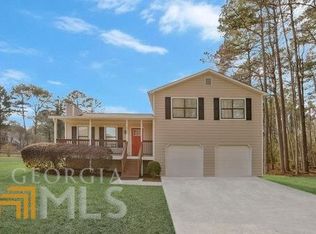 2797 Cherokee Cv, Stone Mountain, GA 30087