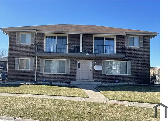 19712 Terrace Ave — Photo 2