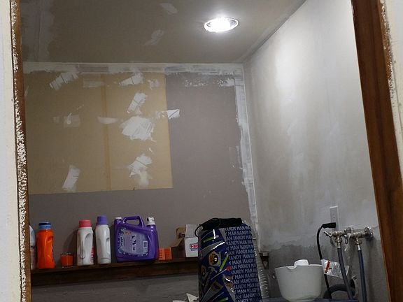5th image of 2320 Hemlock St SE