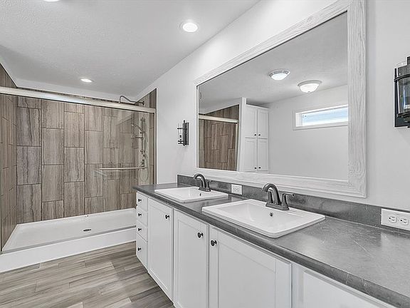 Spacious Master Bathroom