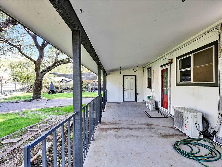 16213 Monks Mountain Dr — Photo 36