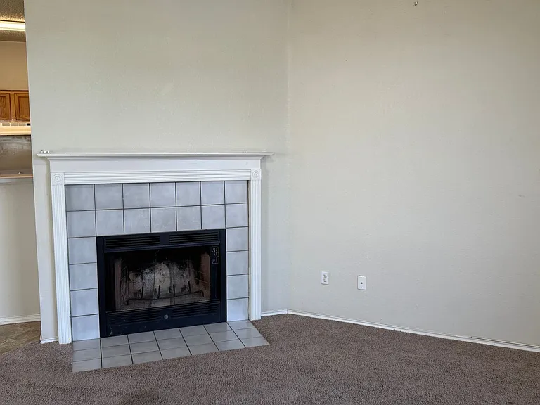 2213 Schwald Rd — Photo 4