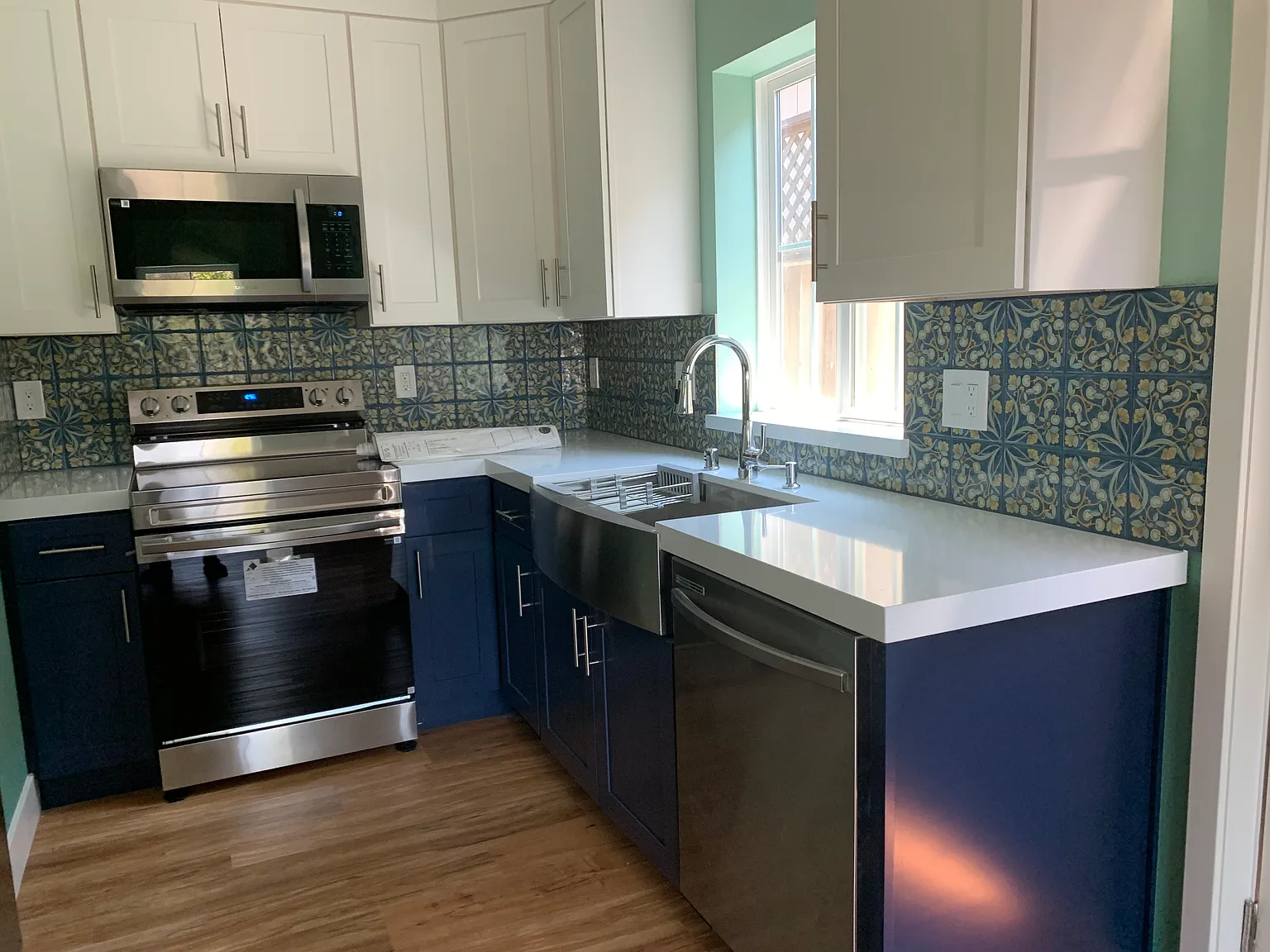 Studio, 450 sqft, $1,900 — Photo 4