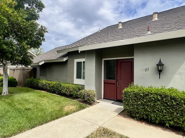 111 Escobar Ct, Los Gatos, CA 95032