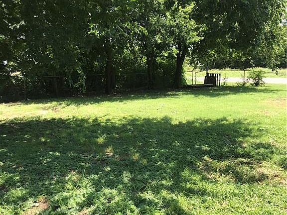 2nd image of 101 Hilltop Dr