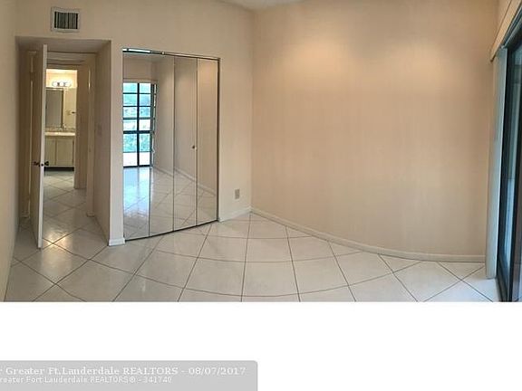 5th image of 7104 Ashmont Cir #201