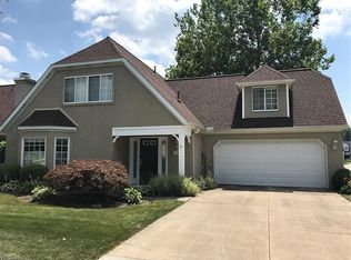 10480 E Cobblestone Ln, Twinsburg, OH 44087