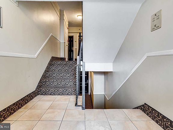 5th image of 1251 E Abingdon Dr APT 1103