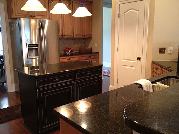 3rd image of 7010 Greystone Ln SE