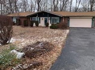 13037 Ferncrest Ct, Saint Louis, MO