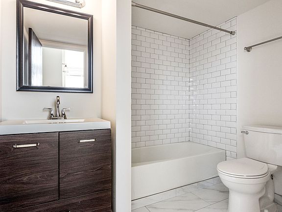 2nd image of 4600 Woodward Ave #314