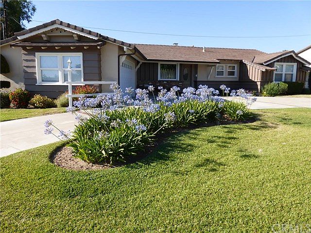 1st image of 639 E Camellia Dr