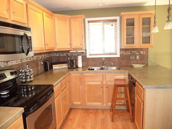 3rd image of 1659 Vine Ave