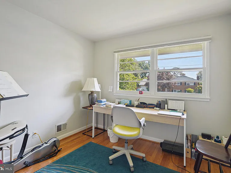 7011 Hector Rd — Photo 12