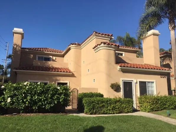 604 Lake St APT 4, Huntington Beach, CA 92648