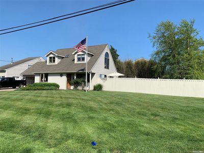 281 S Dunton Avenue, East Patchogue, NY, 11772