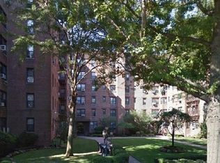 2260 Burnett St APT 2D, Brooklyn, NY 11229