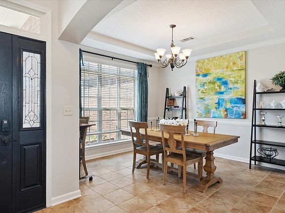 5th image of 95 Lewis Fairway Cir