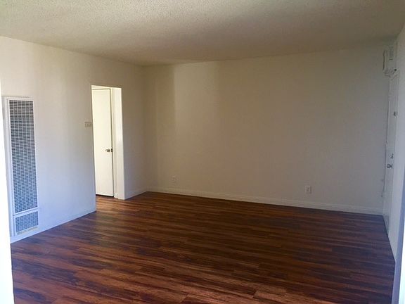 3rd image of 1948 S Harvard Blvd APT 7