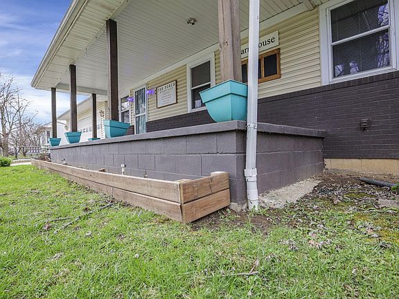 4th image of 421 Benson Dr