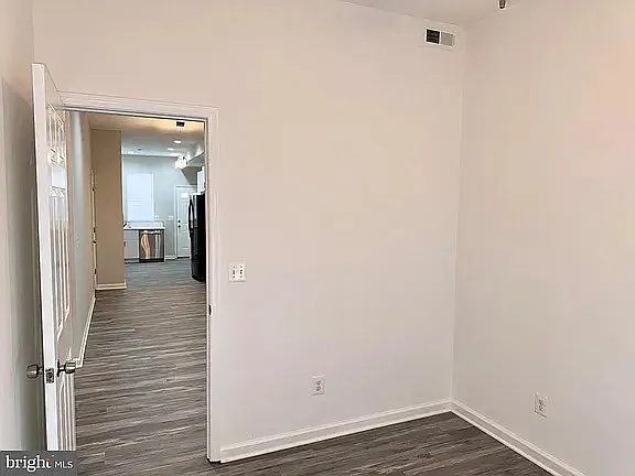 503 North Lakewood Avenue - 4 — Photo 3