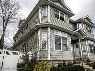 5291 Amboy Rd #A, Staten Island, NY 10312