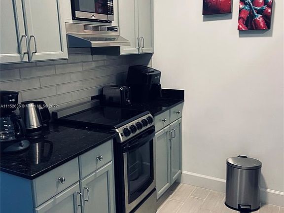 4th image of 2445 Lake Pancoast Dr APT K