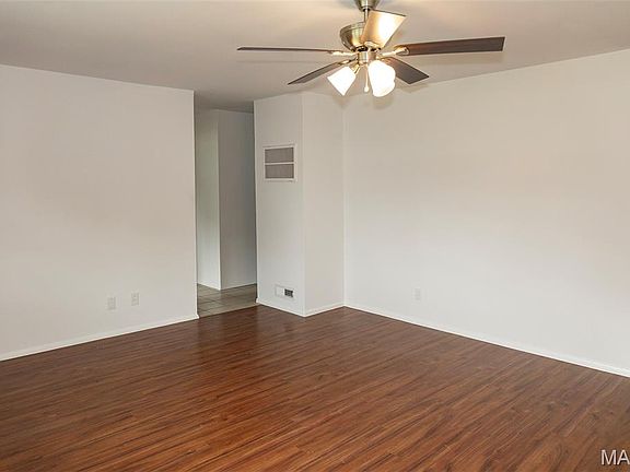5th image of 55 Saint Gregory Dr