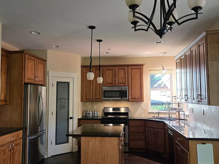 17649 SW Cody Ln — Photo 2