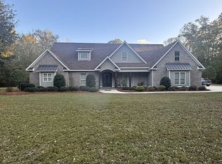 2930 Ed Parker Rd, Moss Point, MS 39562