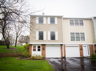 2013 Farnham Ct, Schaumburg, IL