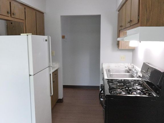 3rd image of 348 E Marquette St #10804466