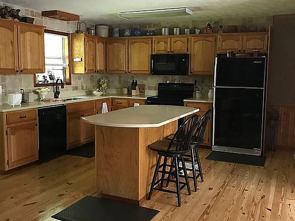5th image of 473 Columbine Dr
