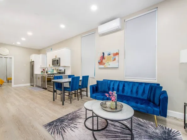 188 Manhattan Avenue image 1 of 13