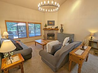 (Undisclosed Address), Sunriver, OR 97707