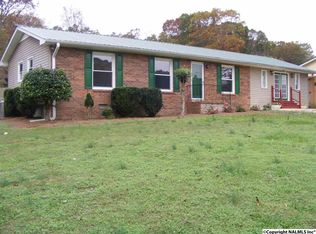 3902 Grand Ave SW, Fort Payne, AL 35967