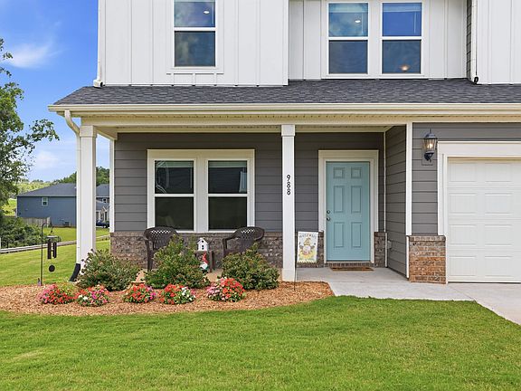 4th image of 988 Burghley Cir