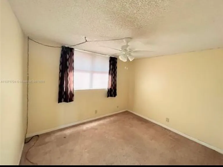 112 Lake Emerald Dr #309 — Photo 9
